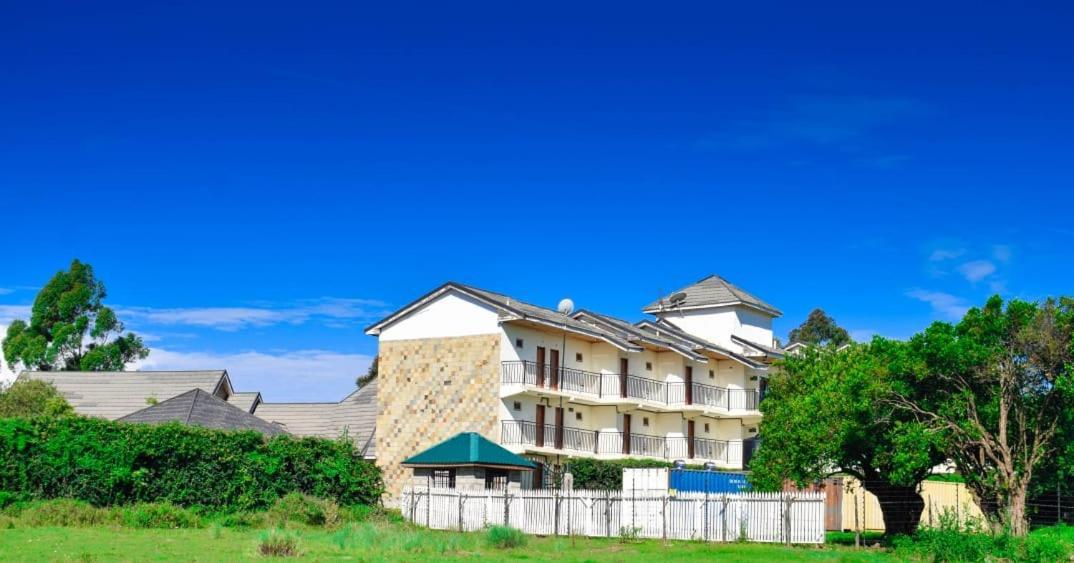 Golden Gates Hotel Thuthuriki Экстерьер фото
